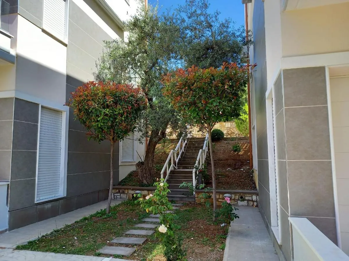 Stella Marina Family Apartment 1 Dhërmi