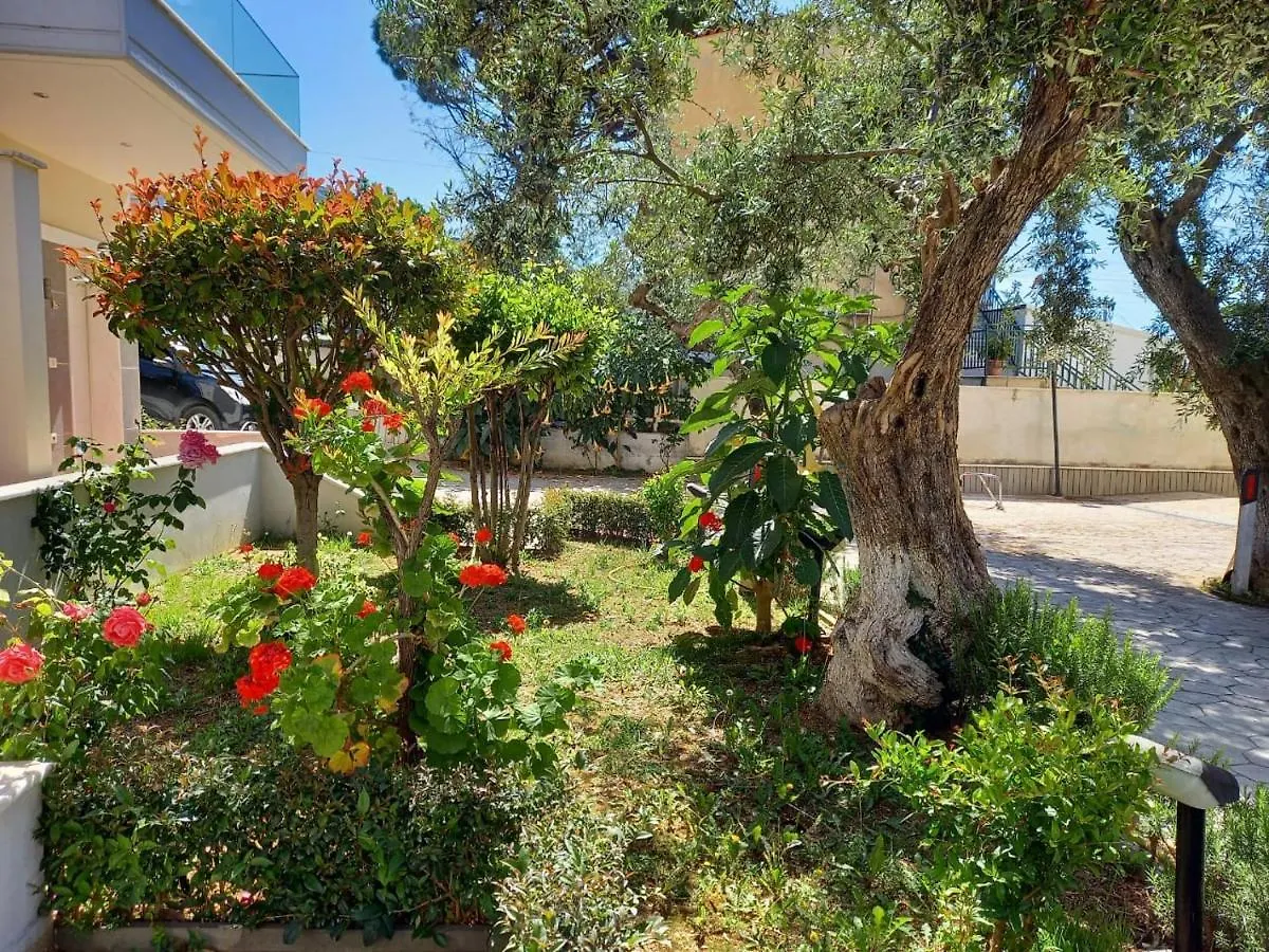 Stella Marina Family Apartment 1 Dhërmi